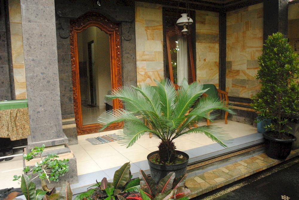 Jangkrik Homestay Ubud  Bagian luar foto