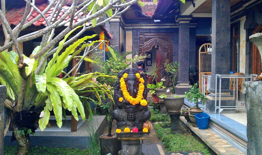 Jangkrik Homestay Ubud  Bagian luar foto